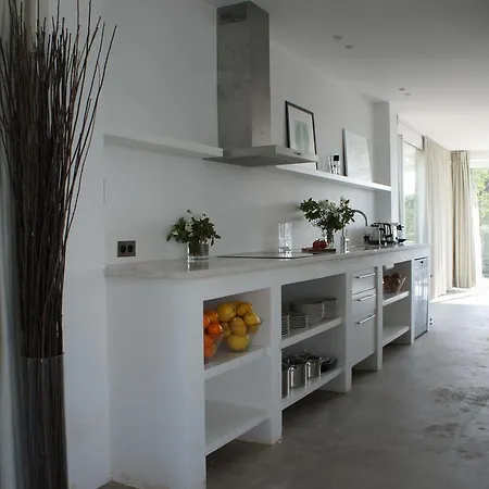 Villa Voukithro