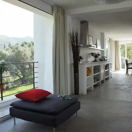 Villa Voukithro *